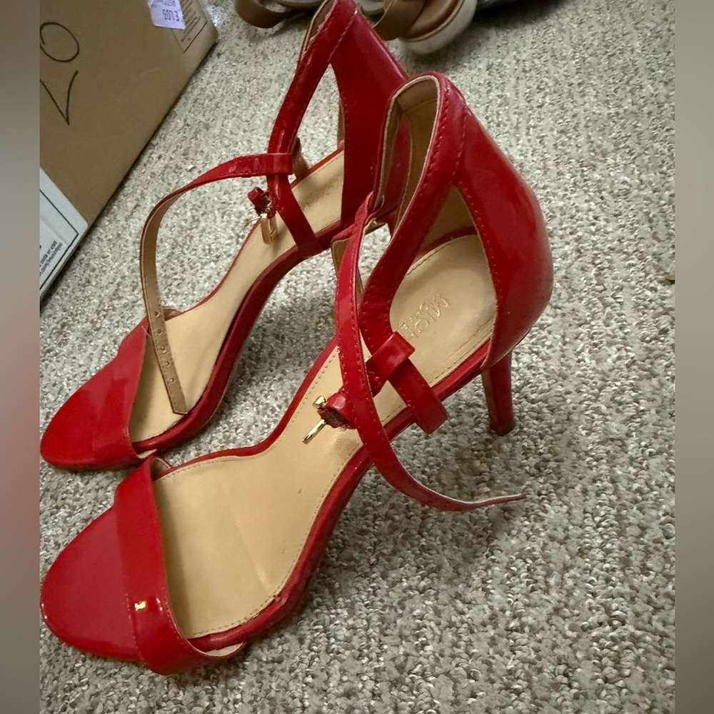2” heels, very comfortable